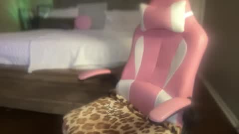 Southern Peach online show from 02-16-25, 04:32