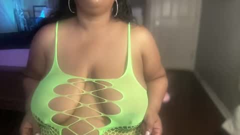 Southern Peach online show from 02-23-25, 03:56