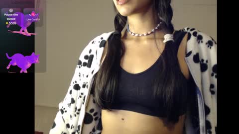 Snapshot of meg4nmiau chatting on 12-18-24, 10:08 Meg4n Miauuuu online show from 12-18-24, 10:08