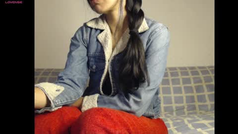 Snapshot of meg4nmiau chatting on 12-26-24, 11:21 Meg4n Miauuuu online show from 12-26-24, 11:21