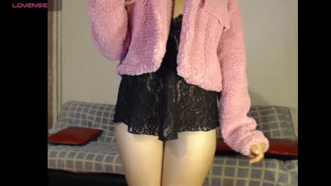 Snapshot of meg4nmiau chatting on 02-23-25, 12:48 Meg4n Miauuuu online show from 02-23-25, 12:48