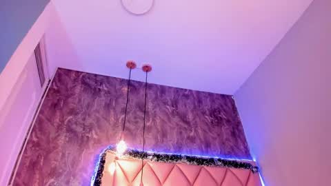 M E G A N online show from 12-12-24, 10:31