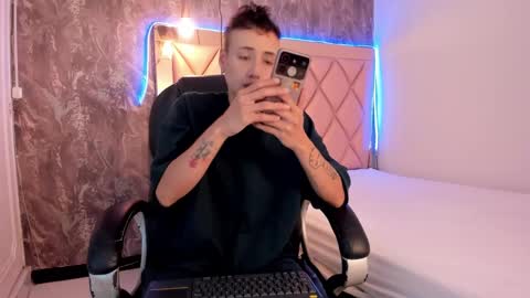 M E G A N online show from 02-26-25, 07:05