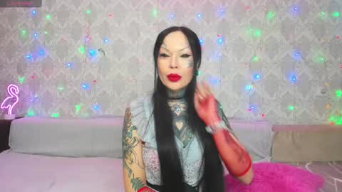Helena Tuman online show from 02-14-25, 06:12