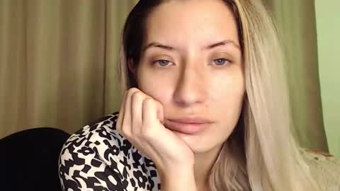 Megan Blazee  online show from 11-14-25, 09:46