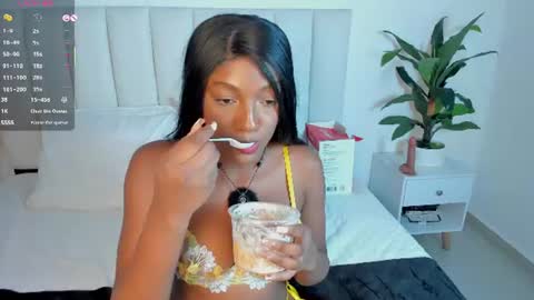 megan_brunette2 online show from 06-12-26, 11:46