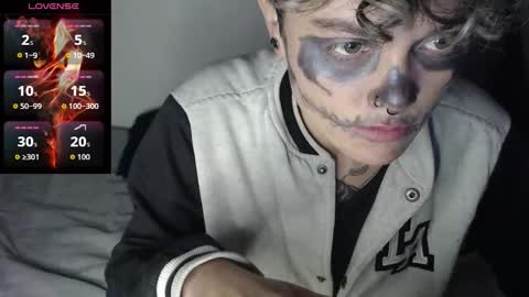 Megan and sophi online show from 10-21-25, 11:27