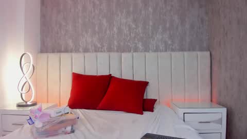 Carolina Paez online show from 02-27-25, 11:37