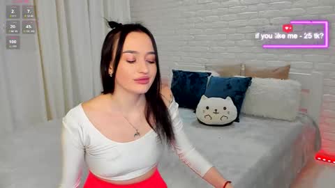 Megan Cuddly online show from 11-11-25, 09:04