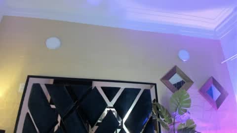     online show from 06-19-26, 12:20