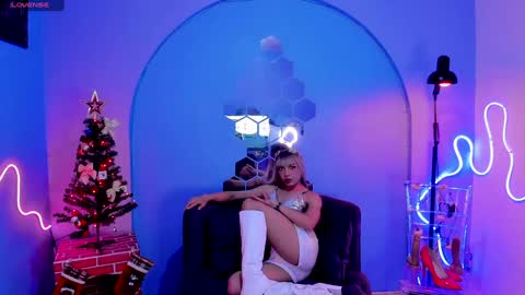 megan do santos online show from 12-29-24, 08:48