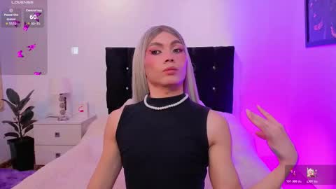 megan do santos online show from 02-03-26, 07:52