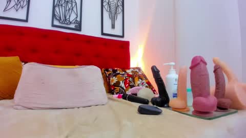 Megan online show from 03-10-25, 05:54