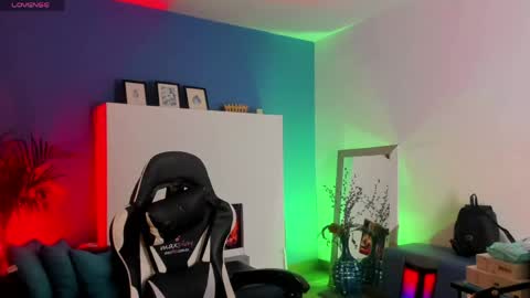    online show from 05-06-26, 03:35