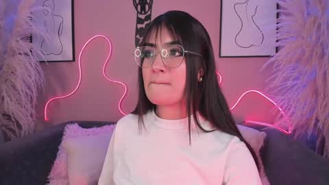     online show from 12-12-24, 01:17