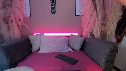     online show from 01-11-25, 11:56