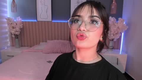     online show from 02-04-25, 04:08