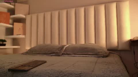     online show from 09-26-25, 11:58