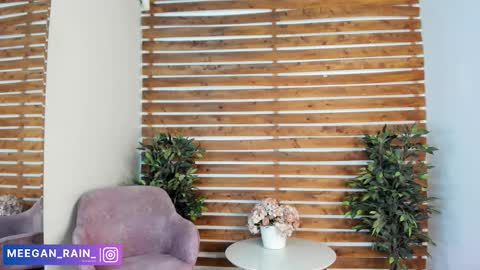 megan_raiin online show from 03-24-26, 08:41