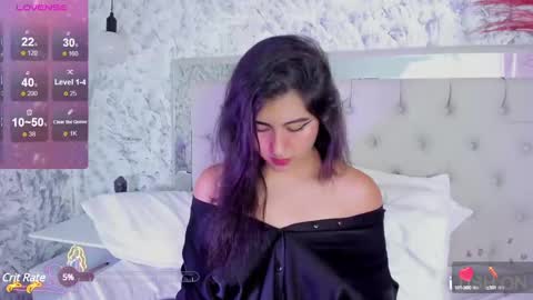 Snapshot of megan_rossee1 chatting on 12-18-24, 03:00 MEGAN online show from 12-18-24, 03:00