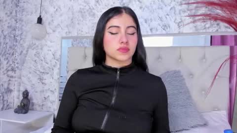 MEGAN  online show from 10-22-25, 11:21