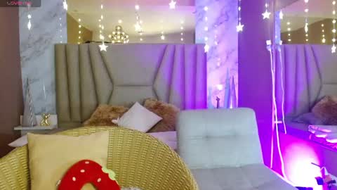megan_saint online show from 08-10-26, 04:05