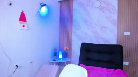 Megan online show from 01-27-25, 06:09