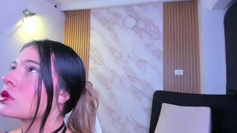 Megan online show from 02-03-25, 11:42