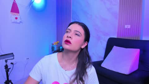 Megan online show from 02-04-25, 11:27