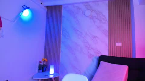 Megan online show from 02-14-25, 11:42