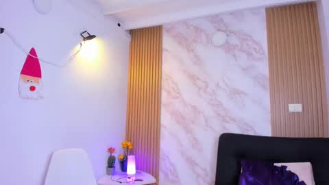 Megan online show from 02-25-25, 02:33