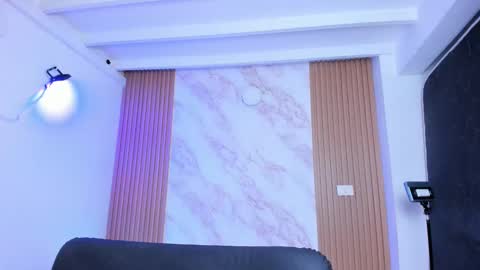 Megan online show from 03-04-25, 05:34