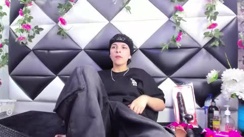 Snapshot of megan_thompsonn_ chatting on 10-02-25, 02:18 megan_thompsonn_ online show from 10-02-25, 02:18