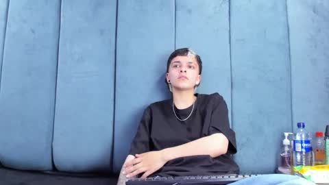 megan_thompsonn_ online show from 05-13-26, 02:31