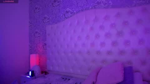 megan_tower online show from 09-25-25, 07:17