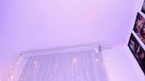 Snapshot of megan_yagami chatting on 11-09-25, 08:12 Megan online show from 11-09-25, 08:12