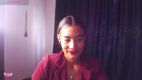 M E G A N   online show from 12-20-24, 09:06