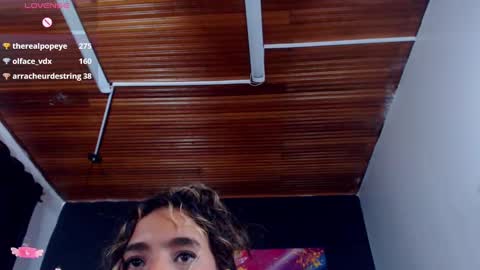 M E G A N   online show from 01-31-25, 09:37