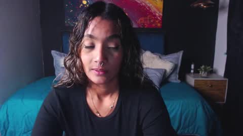 M E G A N   online show from 03-04-25, 07:43