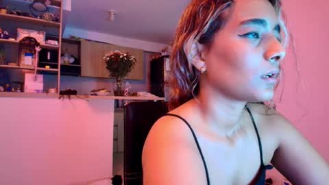 Snapshot of meganadriels96 chatting on 02-13-26, 03:02 M E G A N online show from 02-13-26, 03:02