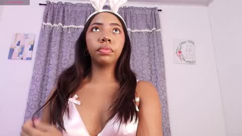 Snapshot of meganbarko chatting on 11-01-25, 04:14 megan online show from 11-01-25, 04:14