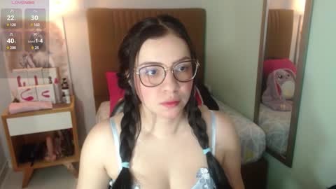Snapshot of megancero chatting on 02-14-25, 12:47 Megan online show from 02-14-25, 12:47