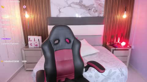 Snapshot of megancero chatting on 10-25-25, 12:56 Megan online show from 10-25-25, 12:56