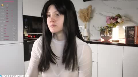 Michelle online show from 01-11-25, 05:10