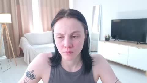 Michelle online show from 05-07-26, 05:35
