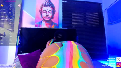 Kim  online show from 01-25-25, 09:25