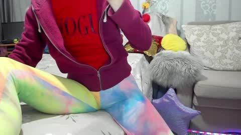 Nicki--------- Welcome to my Room online show from 12-07-24, 08:44