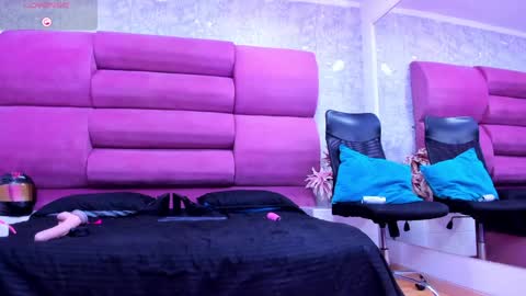 MeganFOXXI  online show from 01-07-25, 11:35
