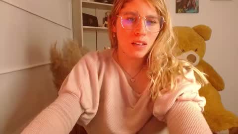 MEGAN online show from 01-14-25, 11:48