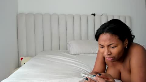 meganmir1 online show from 12-19-25, 04:36